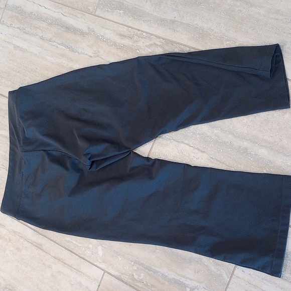 Nike Dri-FIT athletic pull on crop pants dark gray size medium - Picture 4 of 6